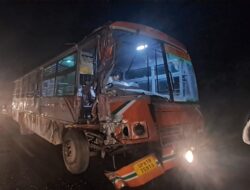 हाथरस में एक और सड़क हादसा, मैक्स लोडर और रोडवेज बस की जोरदार भिड़ंत, कई घायल