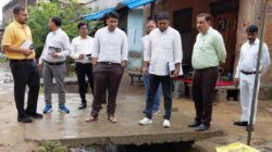 डीएम ने परखी शहर की जल निकासी व्यवस्था, नालों की सफाई व अतिरिक्त पंप लगाने के दिए निर्देश