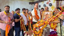 शिव-पार्वती विवाह की दिव्य झांकी देख भावविभोर हुए श्रद्धालुश्रीमद्भागवत कथा में शिव महिमा, सती चरित्र और सांख्य योग का हुआ भावपूर्ण वर्णन, हर-हर महादेव के जयघोष से गूंजा कथा पंडाल