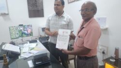 निःशुल्क जल वितरण के लिए सासनी दिव्यांग सशक्तिकरण संस्था सम्मानित
